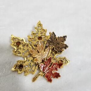 KC Kenneth Cole  autumn  maple leaves 2 1/2 inches 1/1421